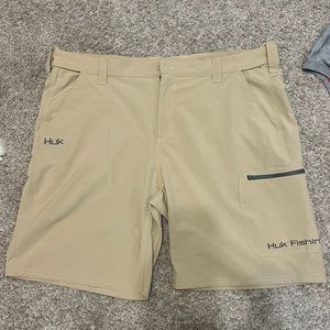 Men’s HUK 3xl fishing shorts